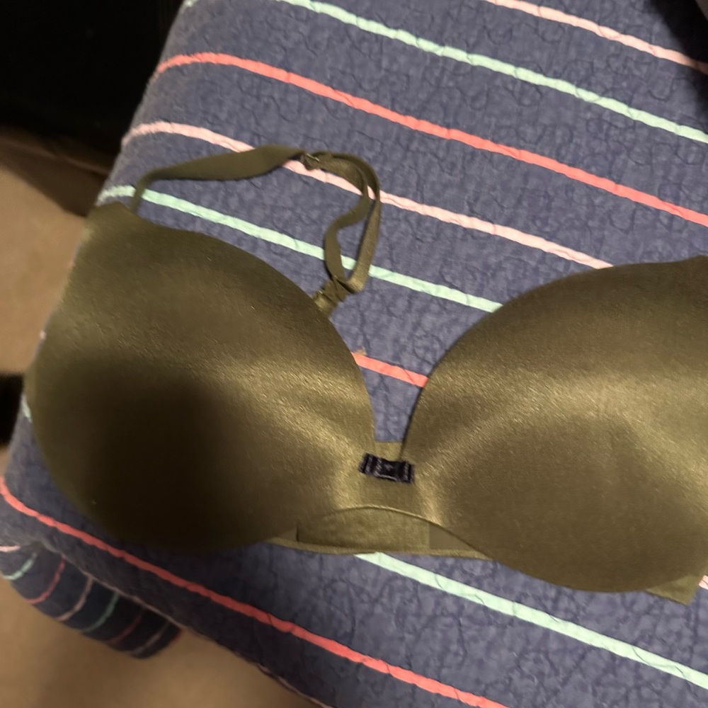 Victoria Secret Plunge Bra